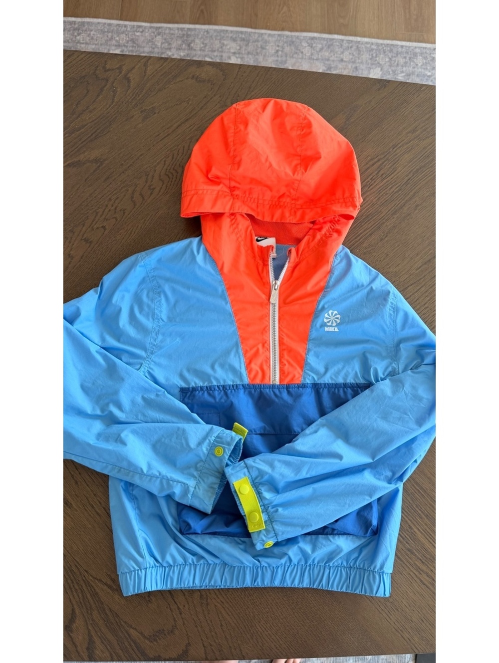 Nike Boy / Unisex Windbreaker